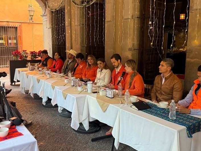 ¡Gran Venta de Liquidación! Movimiento Ciudadano Querétaro abre sucursal de “Políticos al 2×1”