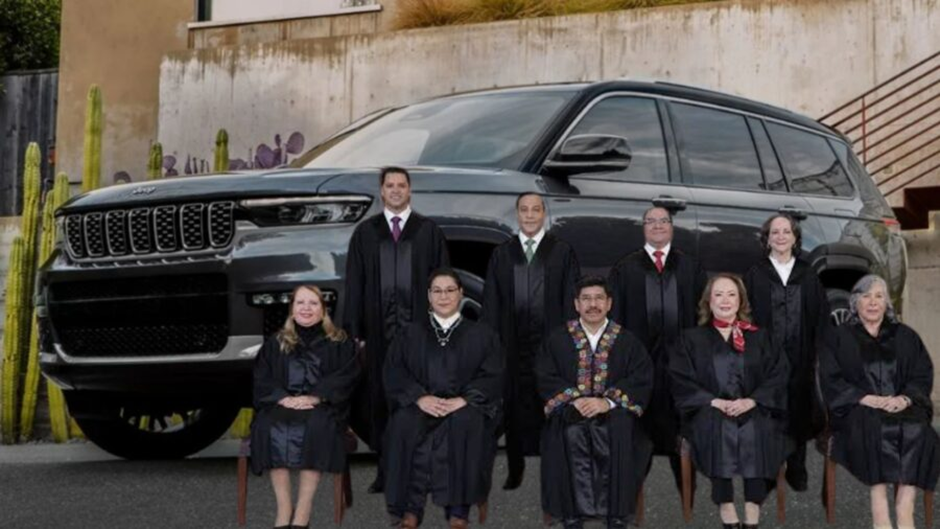  Blindaje de lujo: Los “ministros del pueblo” estrenan camionetas de un millón de pesos