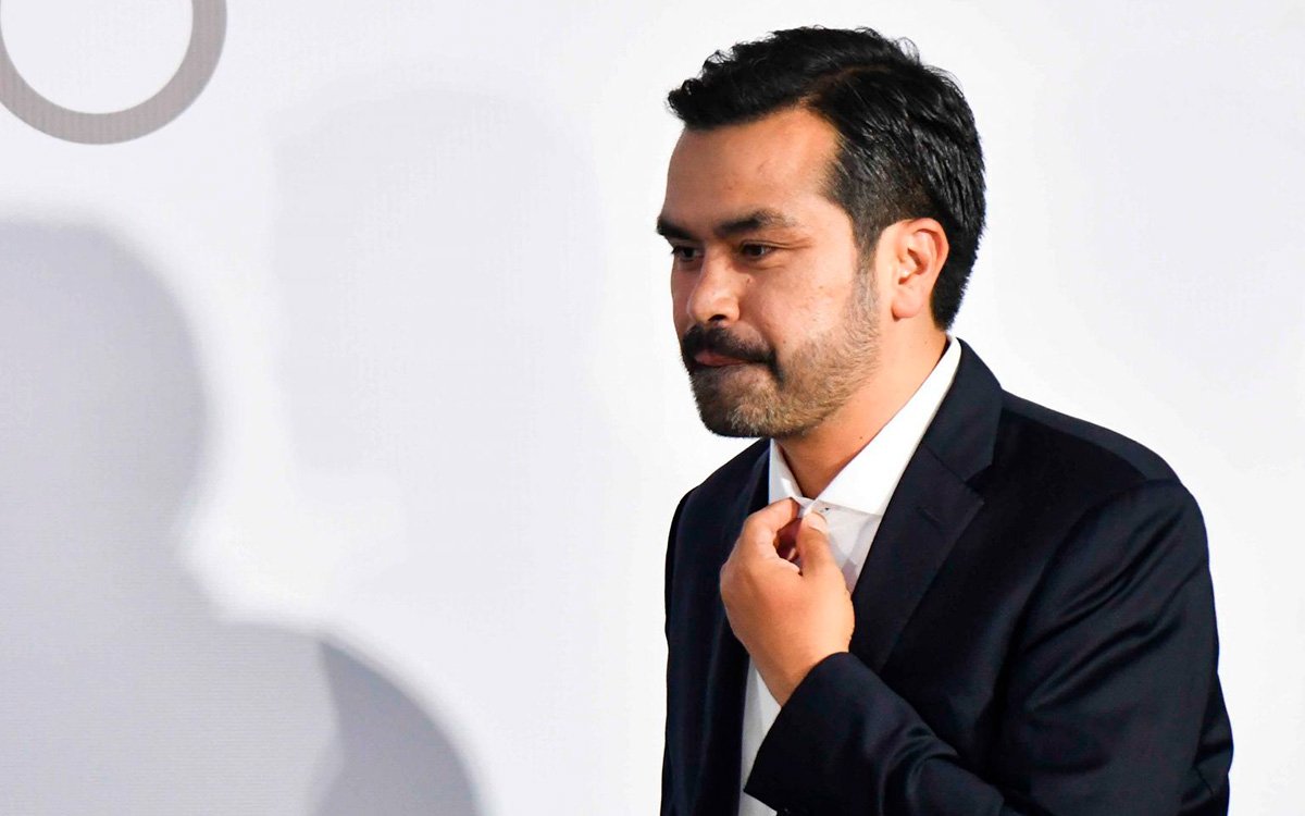 El Cómplice de la Tiranía: Máynez sacrifica la Democracia para servir de Escolta Ideológica a Maduro y Morena