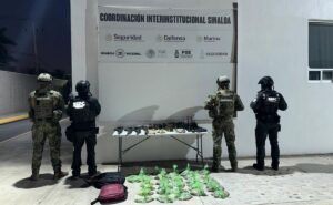 Marina asegura arsenal en operativo en Mocorito, Sinaloa