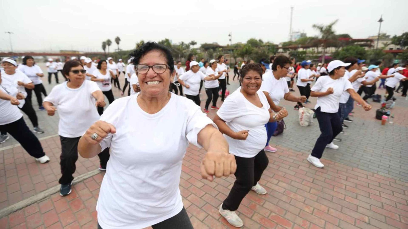 Ejercicio físico actúa como antidepresivo natural, afirma experto de la UNAM