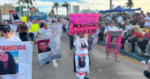 Carnaval de sangre y olvido: la fiesta que no pudo ocultar el vacío en Mazatlán