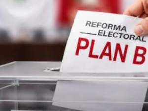 “Plan B” electoral: Morena busca meterse a la boleta y competir desde el poder