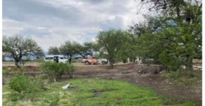 Fosa junto a una escuela exhibe el fracaso del PAN en Guanajuato
