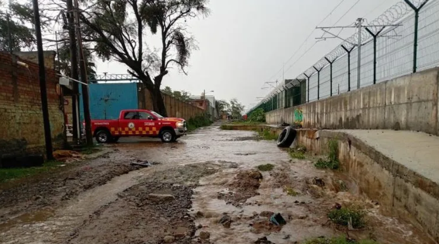 Las lluvias cambian de fecha, el fracaso de MC no: otra vez inundaciones en el Área Metropolitana de Guadalajara